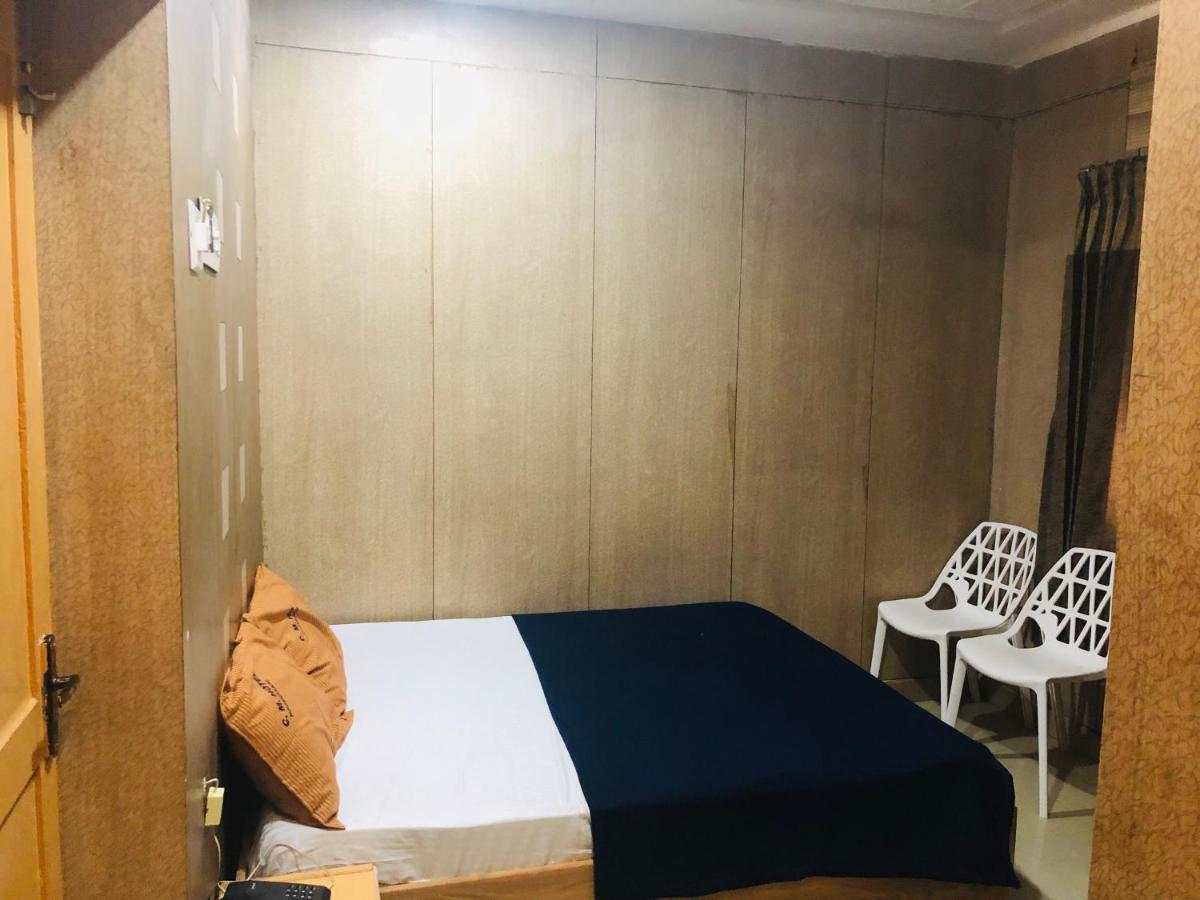 C M Hotel Dharmapuri Εξωτερικό φωτογραφία